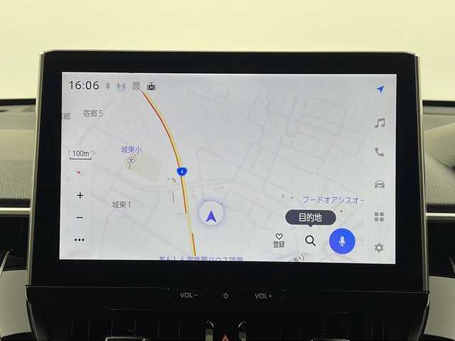 トヨタ カローラ クロス ハイブリッド Z 栃木県 2024(令6)年 3.5万km プラチナホワイトパールマイカ 純正ナビ/（BT/フルセグ/AM/FM/ミラーリング）/全周囲カメラ/衝突軽減システム/レーダークルーズコントロー/車線逸脱抑制機能/横滑り防止/クリアランナソー/ブラインドスポットモニター/電動リアゲート/パーキングサポート/前席シートヒーター/ビルトインETC2.0/電動格納ミラー/ステアリングスイッチ/純正アルミホイール/純正フロアマット/プッシュスタート/スマートキー/スペアキー