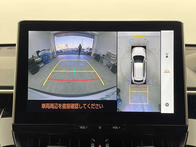 トヨタ カローラ クロス ハイブリッド Z 栃木県 2024(令6)年 3.5万km プラチナホワイトパールマイカ 純正ナビ/（BT/フルセグ/AM/FM/ミラーリング）/全周囲カメラ/衝突軽減システム/レーダークルーズコントロー/車線逸脱抑制機能/横滑り防止/クリアランナソー/ブラインドスポットモニター/電動リアゲート/パーキングサポート/前席シートヒーター/ビルトインETC2.0/電動格納ミラー/ステアリングスイッチ/純正アルミホイール/純正フロアマット/プッシュスタート/スマートキー/スペアキー