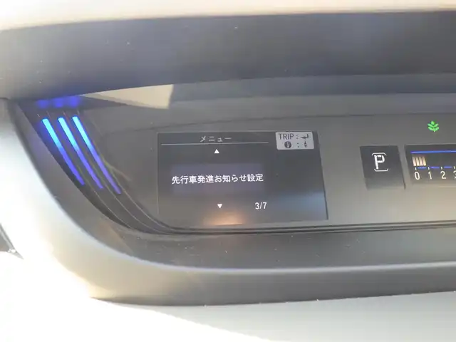 ホンダ フリード G ホンダセンシング 千葉県 2020(令2)年 6.4万km シーグラスブルーパール ホンダセンシング/・衝突軽減ブレーキ（CMBS）/・車線維持支援システム（LKAS）/・アダプティブクルーズコントロール（ACC）/・誤発進抑制機能/・後方誤発進抑制機能/両側パワースライドドア/前席シートヒーター/純正メモリーナビ/地デジTV/【DVD/CD再生機能　Bluetooth接続】/バックカメラ/ETC/ウインカーミラー/リアコーナーセンサー/Honda スマートキー