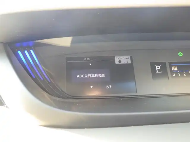 ホンダ フリード G ホンダセンシング 千葉県 2020(令2)年 6.4万km シーグラスブルーパール ホンダセンシング/・衝突軽減ブレーキ（CMBS）/・車線維持支援システム（LKAS）/・アダプティブクルーズコントロール（ACC）/・誤発進抑制機能/・後方誤発進抑制機能/両側パワースライドドア/前席シートヒーター/純正メモリーナビ/地デジTV/【DVD/CD再生機能　Bluetooth接続】/バックカメラ/ETC/ウインカーミラー/リアコーナーセンサー/Honda スマートキー