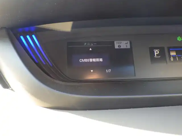 ホンダ フリード G ホンダセンシング 千葉県 2020(令2)年 6.4万km シーグラスブルーパール ホンダセンシング/・衝突軽減ブレーキ（CMBS）/・車線維持支援システム（LKAS）/・アダプティブクルーズコントロール（ACC）/・誤発進抑制機能/・後方誤発進抑制機能/両側パワースライドドア/前席シートヒーター/純正メモリーナビ/地デジTV/【DVD/CD再生機能　Bluetooth接続】/バックカメラ/ETC/ウインカーミラー/リアコーナーセンサー/Honda スマートキー