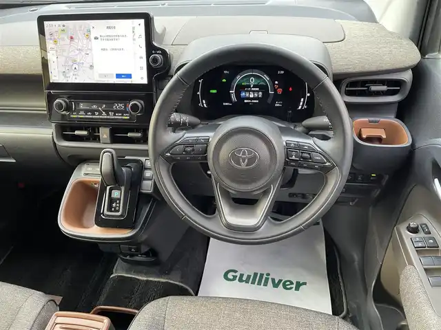 トヨタ シエンタ ハイブリッド Z 和歌山県 2023(令5)年 3.3万km ブラック ワンオーナー/PCS・LDA・PKSB・BSM・RCTA/純正メーカーナビ・フルセグTV・USB・Bluetooth/バックカメラ/両側パワースライドドア/レーダークルーズコントロール/クリアランスソナー/サイドミラーヒーター/セカンドシートCタイプ端子/スマートキー/スペアキー/保証書/取扱説明書