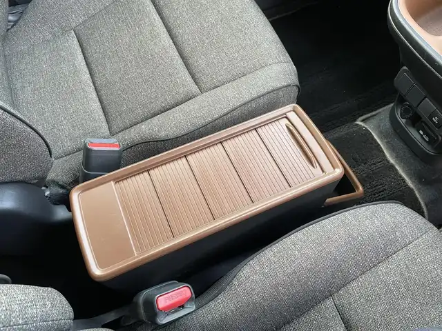 トヨタ シエンタ ハイブリッド Z 和歌山県 2023(令5)年 3.3万km ブラック ワンオーナー/PCS・LDA・PKSB・BSM・RCTA/純正メーカーナビ・フルセグTV・USB・Bluetooth/バックカメラ/両側パワースライドドア/レーダークルーズコントロール/クリアランスソナー/サイドミラーヒーター/セカンドシートCタイプ端子/スマートキー/スペアキー/保証書/取扱説明書