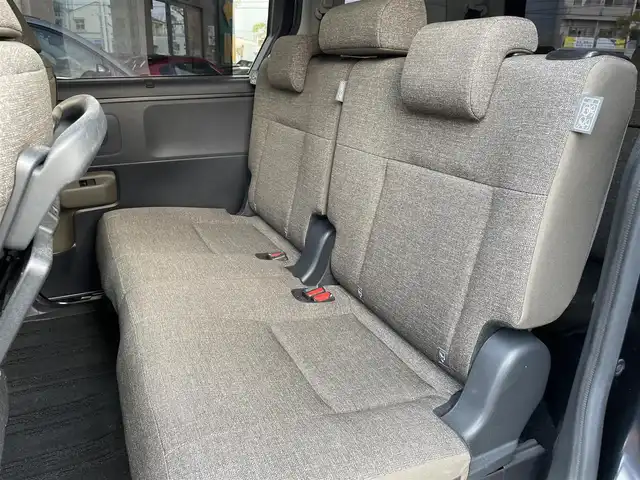 トヨタ シエンタ ハイブリッド Z 和歌山県 2023(令5)年 3.3万km ブラック ワンオーナー/PCS・LDA・PKSB・BSM・RCTA/純正メーカーナビ・フルセグTV・USB・Bluetooth/バックカメラ/両側パワースライドドア/レーダークルーズコントロール/クリアランスソナー/サイドミラーヒーター/セカンドシートCタイプ端子/スマートキー/スペアキー/保証書/取扱説明書