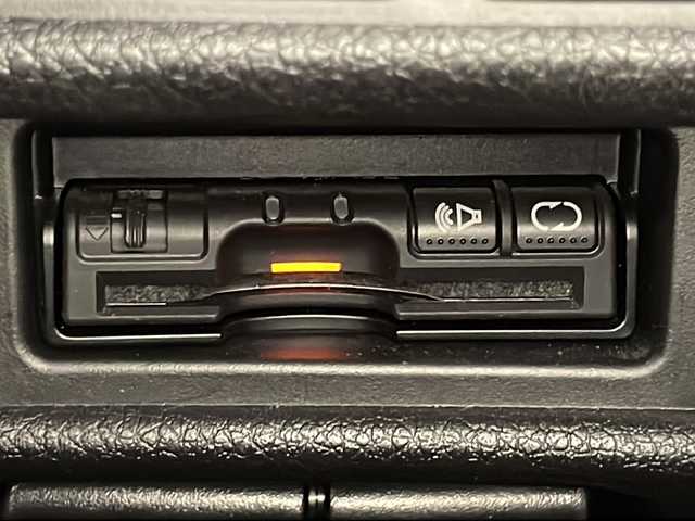 日産 エクストレイル 20X 広島県 2019(平31)年 4.5万km ブリリアントホワイトパール 純正ナビ/電動リアゲート/ＥＴＣ/フルセグ/ＬＥＤヘッドライト/コーナーセンサー/レーンキープアシスト/オートマチックハイビーム/ダウンヒルアシスト/ステアリングスイッチ/プッシュスタート/フォグランプ/エアバッグ(運転席/助手席)/純正18インチアルミホイール(225/60/R18)