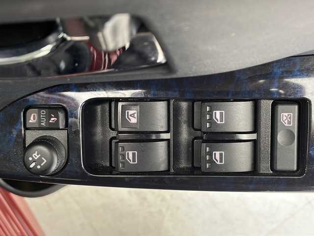ダイハツ タント カスタム RS トップED SAⅡ 千葉県 2016(平28)年 3.5万km ファイアークォーツレッドM 純正メモリナビ/(CD/DVD/BT/SD/USB/フルセグ)/バックカメラ/衝突被害軽減システム/両側パワースライドドア/横滑り防止装置/ドライブレコーダー/アイドリングストップ/LEDヘッドライト/フォグランプ/オートライト/ウィンカーミラー/電動格納ミラー/純正１５インチAW/シートリフター/プッシュスタート/スマートキー/フロアマット/ドアバイザー/スペアキー