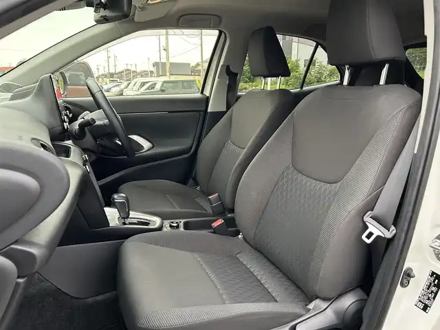 トヨタ ヤリスクロス G 富山県 2021(令3)年 3.6万km ブラックマイカ/ホワイトパールクリスタルシャイン 2トーン 純正メーカーナビ/フルセグTV/ツートンカラー/4WD/Bluetooth搭載/ドライブレコーダー前後/ETC/バックカメラ/レーダークルーズコントロール/コーナーセンサー前後/ブラインドスポットモニター/ダウンヒルアシストコントロール/レーンキープアシスト/純正スタッドレスタイヤ4本搭載/センターコンソール/オートライト/オートマチックハイビーム