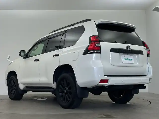 トヨタ ランドクルーザー プラド TX Lパッケージ マットブラED 鹿児島県 2023(令5)年 2万km ホワイトパールクリスタルシャイン 純正9インチナビ/（CD/DVD/BT/フルセグTV）/サンルーフ/レーダークルーズコントロール/プリクラッシュセーフティ/レーンキープアシスト/ヘッドライトウォッシャー/ベージュレザーシート/パワーシート/シートヒーター/シートベンチレーション/オートライト/オートマチックハイビーム/スマートキー/プッシュスタート
