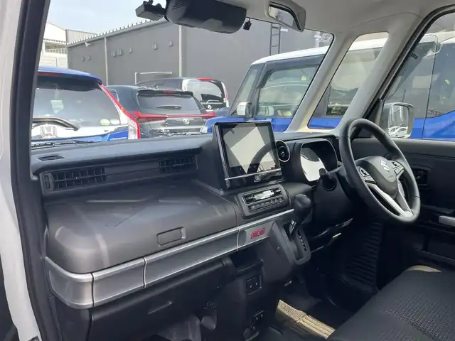 スズキ スペーシア ギア HYBRID XZ 滋賀県 2022(令4)年 4.8万km ピュアホワイトP 純正9インチナビ/両側パワースライドドア/全方位カメラ/バックカメラ/追従クルーズコントロール/コーナーセンサー/シートヒーター/LEDヘッドライト/レーンキープアシスト/オートマチックハイビーム/ルーフレール/Bluetooth/フルセグ/ipod/ビルトインETC/ステアリングリモコン/スマートキー/純正ドライブレコーダー