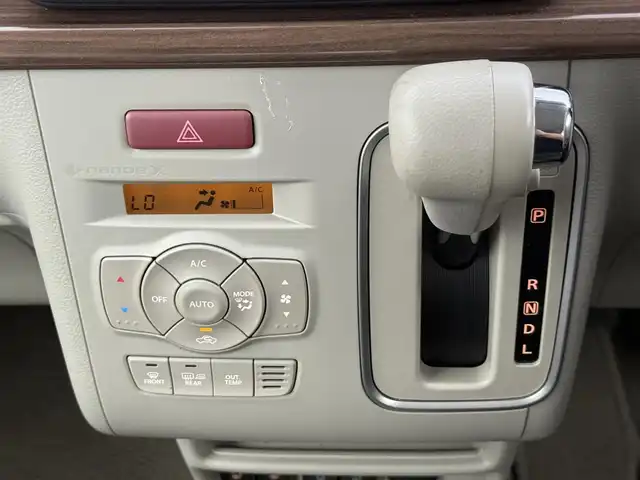 スズキ ラパン ＬＣ X 愛知県 2022(令4)年 3万km フォーンベージュメタリック/アーバンブラウン 2トーン 純正ディスプレイオーディオ/・Bluetooth/・Applecarplay/・AM/FM/ETC/バックカメラ/シートヒーター（D+N)/衝突軽減ブレーキ/LEDヘッドライト/オートライト/スマートキー/純正14インチAW/純正フロアマット/USB/スペアキー/ディライト