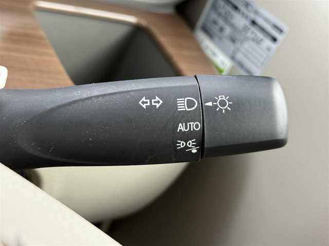 スズキ ラパン ＬＣ X 愛知県 2022(令4)年 3万km フォーンベージュメタリック/アーバンブラウン 2トーン 純正ディスプレイオーディオ/・Bluetooth/・Applecarplay/・AM/FM/ETC/バックカメラ/シートヒーター（D+N)/衝突軽減ブレーキ/LEDヘッドライト/オートライト/スマートキー/純正14インチAW/純正フロアマット/USB/スペアキー/ディライト