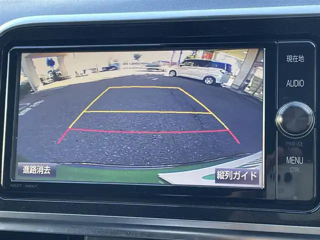 トヨタ シエンタ ハイブリッド G 東京都 2016(平28)年 7万km グリーンマイカM 純正SDナビ/【フルセグ・DVD再生可・CD・Bluetooth】/バックカメラ/ETC2.0/両側パワースライドドア/Toyota Safety Sense P/【プリクラッシュセーフティシステム・レーンディパーチャーアラート・オートマチックハイビーム・先行車発進お知らせ】/踏み間違い防止装置/横滑り防止機能/オートライト/前席シートヒーター/ステアリングスイッチ/フォグランプ/プッシュスタート/スマートキー/スペアキーあり/純正フロアマット/ドアバイザー/新車保証書/取扱説明書