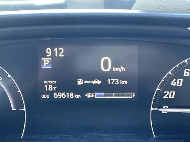 トヨタ シエンタ ハイブリッド G 東京都 2016(平28)年 7万km グリーンマイカM 純正SDナビ/【フルセグ・DVD再生可・CD・Bluetooth】/バックカメラ/ETC2.0/両側パワースライドドア/Toyota Safety Sense P/【プリクラッシュセーフティシステム・レーンディパーチャーアラート・オートマチックハイビーム・先行車発進お知らせ】/踏み間違い防止装置/横滑り防止機能/オートライト/前席シートヒーター/ステアリングスイッチ/フォグランプ/プッシュスタート/スマートキー/スペアキーあり/純正フロアマット/ドアバイザー/新車保証書/取扱説明書