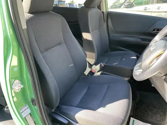 トヨタ シエンタ ハイブリッド G 東京都 2016(平28)年 7万km グリーンマイカM 純正SDナビ/【フルセグ・DVD再生可・CD・Bluetooth】/バックカメラ/ETC2.0/両側パワースライドドア/Toyota Safety Sense P/【プリクラッシュセーフティシステム・レーンディパーチャーアラート・オートマチックハイビーム・先行車発進お知らせ】/踏み間違い防止装置/横滑り防止機能/オートライト/前席シートヒーター/ステアリングスイッチ/フォグランプ/プッシュスタート/スマートキー/スペアキーあり/純正フロアマット/ドアバイザー/新車保証書/取扱説明書