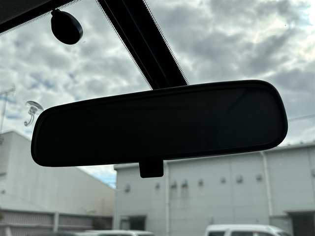 日産 セレナ ハイウェイS G Sハイブリッド 東京都 2013(平25)年 7.3万km スーパーブラック 7インチ純正ナビ/（CD/DVD/フルセグ）/Bluetooth/クルーズコントロール/プッシュスタート/オートライト/シフトロック機能/ETC/純正フロアマット/ドアバイザー/片側パワースライドドア/バックカメラ/社外スタットレスタイヤAR15インチ/盗難防止機能/スペアキー1本/スマートキー/保証書/取扱説明書