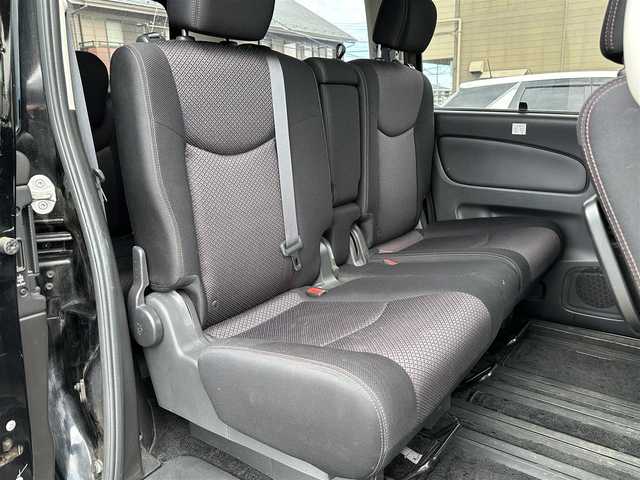 日産 セレナ ハイウェイS G Sハイブリッド 東京都 2013(平25)年 7.3万km スーパーブラック 7インチ純正ナビ/（CD/DVD/フルセグ）/Bluetooth/クルーズコントロール/プッシュスタート/オートライト/シフトロック機能/ETC/純正フロアマット/ドアバイザー/片側パワースライドドア/バックカメラ/社外スタットレスタイヤAR15インチ/盗難防止機能/スペアキー1本/スマートキー/保証書/取扱説明書