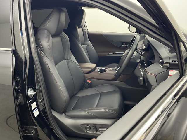 トヨタ ハリアー ハイブリッド Z レザーパッケージ 秋田県 2021(令3)年 4万km プレシャスブラックパール JBLプレミアムサウンドシステム/純正12.3インチナビ/　　BT/USB/フルセグテレビ/パノラミックビューモニター/レザーシート/シートヒーター/ベンチレーション/ステアリングヒーター/パワーバックドア/レーダークルーズコントロール/デジタルインナーミラー/置くだけ充電/ステリングスイッチ/スマートキー/ETC