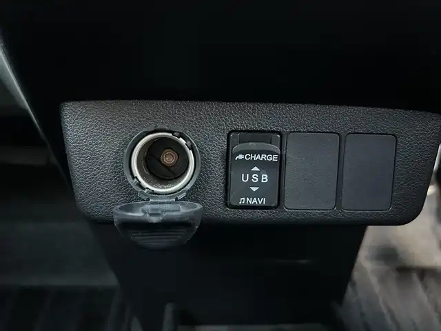 ダイハツ ミラ イース X SAⅢ 宮城県 2018(平30)年 4万km パールホワイトⅢ スマートアシストIII/純正SDナビ/【CD・DVD・SD・BT・フルセグTV】/バックカメラ/純正ドライブレコーダー/レーンキープアラート/衝突軽減ブレーキ/オートハイビーム/アイドリングストップ/ヘッドライトレベライザー/LEDヘッドライト/コーナーセンサー/フロアマット/ドアバイザー/電動格納ミラー/キーレス