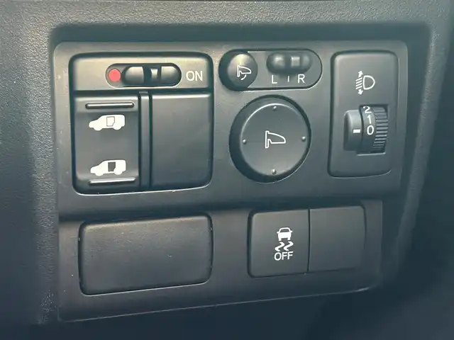 ホンダ フリード G ジャストセレクション 東京都 2012(平24)年 5.7万km プレミアムホワイトパール 純正メモリナビ（VXW-118VS）/ワンセグTV/Bluetooth/CD/DVD/FM/AM/VTR/バックカメラ/前方ドライブレコーダー/片側パワースライドドア/スペアキー/スマートキー/ウォークスルー/アイドリングストップ/電動格納ミラー/ウインカーミラー/純正フロアマット/ヘッドライトレベライザー/取扱説明書/保証書/記録簿