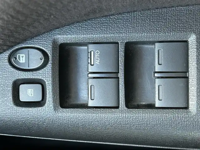 ホンダ フリード G ジャストセレクション 東京都 2012(平24)年 5.7万km プレミアムホワイトパール 純正メモリナビ（VXW-118VS）/ワンセグTV/Bluetooth/CD/DVD/FM/AM/VTR/バックカメラ/前方ドライブレコーダー/片側パワースライドドア/スペアキー/スマートキー/ウォークスルー/アイドリングストップ/電動格納ミラー/ウインカーミラー/純正フロアマット/ヘッドライトレベライザー/取扱説明書/保証書/記録簿