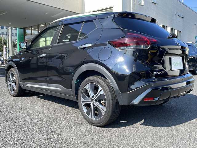 日産 キックス X 山形県 2020(令2)年 3万km ピュアブラック ・ワンオーナー/・純正ナビ/フルセグ/CD/DVD/Bluetooth/・バックカメラ/・前後ドラレコ/・ビルトインETC/・レーダークルーズコントロール/・エマージェンシーブレーキ/・レーンキープアシスト/・前後クリアランスソナー/・LEDヘッドランプ/・オートライト/・電子パーキング/・オートブレーキホールド/・ハンドルヒーター/・シートヒーター/・ハーフレザーシート/・ルーフレール/・純正AW/・純正マット/・スペアキー1本/・保証書/・取扱説明書