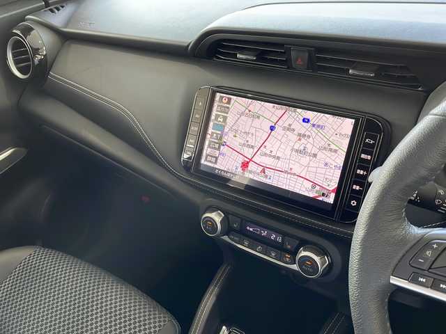 日産 キックス X 山形県 2020(令2)年 3万km ピュアブラック ・ワンオーナー/・純正ナビ/フルセグ/CD/DVD/Bluetooth/・バックカメラ/・前後ドラレコ/・ビルトインETC/・レーダークルーズコントロール/・エマージェンシーブレーキ/・レーンキープアシスト/・前後クリアランスソナー/・LEDヘッドランプ/・オートライト/・電子パーキング/・オートブレーキホールド/・ハンドルヒーター/・シートヒーター/・ハーフレザーシート/・ルーフレール/・純正AW/・純正マット/・スペアキー1本/・保証書/・取扱説明書