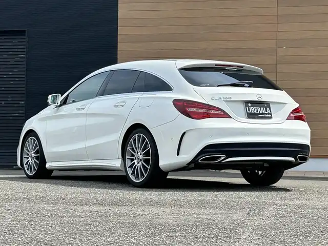 メルセデス・ベンツ ＣＬＡ１８０ Sブレイク AMG スタイル 宮崎県 2019(平31)年 4.8万km ポーラホワイト 純正ナビゲーション/・Bluetooth/・CD DVD/・バックカメラ/・フルセグTV/アンビエントライト/パノラミックルーフ/ハーマンカードン/ドライブレコーダー/ハーフレザー/・D/N席パワーシート/・D/N席シートヒーター/AMGパッケージ/レーダーセーフティ/パワーバックドア/アクティブクルーズコントロール