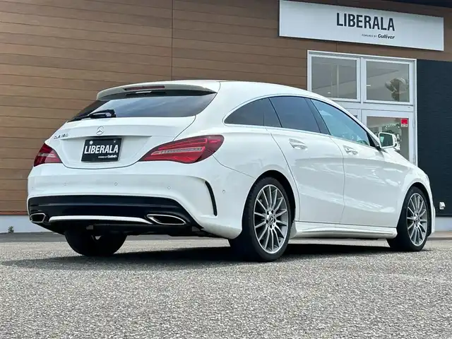 メルセデス・ベンツ ＣＬＡ１８０ Sブレイク AMG スタイル 宮崎県 2019(平31)年 4.8万km ポーラホワイト 純正ナビゲーション/・Bluetooth/・CD DVD/・バックカメラ/・フルセグTV/アンビエントライト/パノラミックルーフ/ハーマンカードン/ドライブレコーダー/ハーフレザー/・D/N席パワーシート/・D/N席シートヒーター/AMGパッケージ/レーダーセーフティ/パワーバックドア/アクティブクルーズコントロール