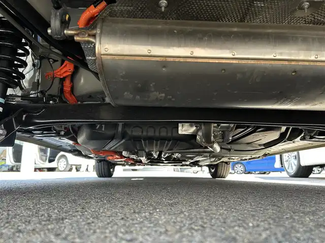 トヨタ シエンタ ハイブリッド Z 和歌山県 2024(令6)年 0.2万km ベージュ MC後モデル/10インチメーカーデイスプレーオーディオナビ/パノラミックビューカメラ/革巻きステアリング/ステアリングスイッチ/ステアリングヒーター/シートヒーター/両側パワースライドドア/LEDヘッドライト/ETC/フロアマット/100Ｖ