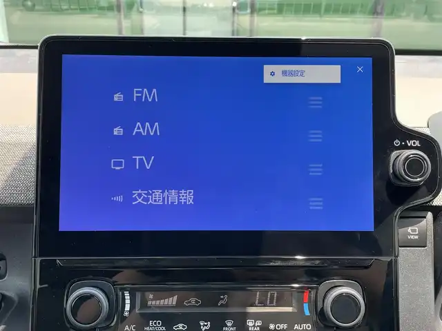 トヨタ シエンタ ハイブリッド Z 和歌山県 2024(令6)年 0.2万km ベージュ MC後モデル/10インチメーカーデイスプレーオーディオナビ/パノラミックビューカメラ/革巻きステアリング/ステアリングスイッチ/ステアリングヒーター/シートヒーター/両側パワースライドドア/LEDヘッドライト/ETC/フロアマット/100Ｖ