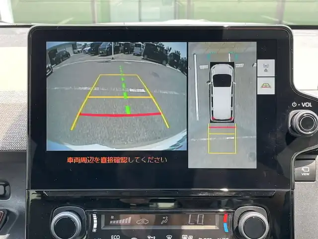 トヨタ シエンタ ハイブリッド Z 和歌山県 2024(令6)年 0.2万km ベージュ MC後モデル/10インチメーカーデイスプレーオーディオナビ/パノラミックビューカメラ/革巻きステアリング/ステアリングスイッチ/ステアリングヒーター/シートヒーター/両側パワースライドドア/LEDヘッドライト/ETC/フロアマット/100Ｖ