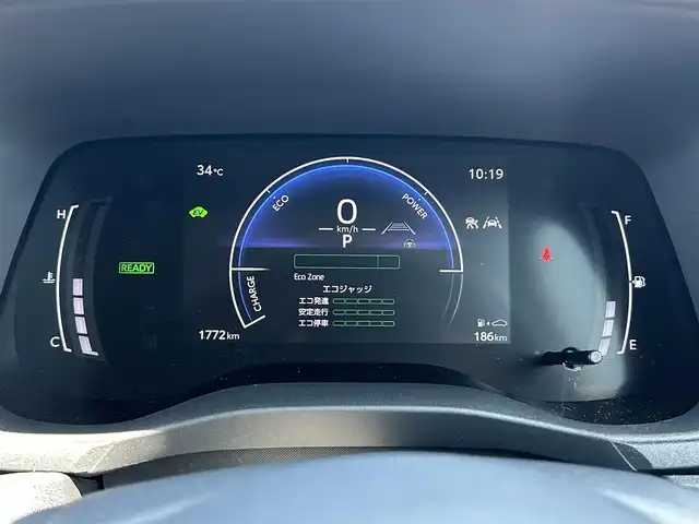 トヨタ シエンタ ハイブリッド Z 和歌山県 2024(令6)年 0.2万km ベージュ MC後モデル/10インチメーカーデイスプレーオーディオナビ/パノラミックビューカメラ/革巻きステアリング/ステアリングスイッチ/ステアリングヒーター/シートヒーター/両側パワースライドドア/LEDヘッドライト/ETC/フロアマット/100Ｖ