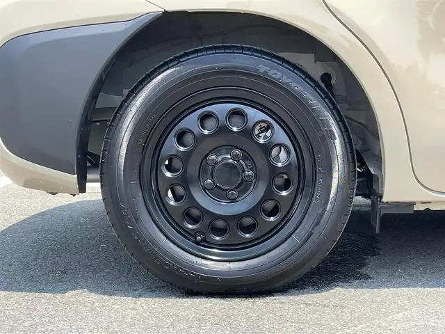 トヨタ シエンタ ハイブリッド Z 和歌山県 2024(令6)年 0.2万km ベージュ MC後モデル/10インチメーカーデイスプレーオーディオナビ/パノラミックビューカメラ/革巻きステアリング/ステアリングスイッチ/ステアリングヒーター/シートヒーター/両側パワースライドドア/LEDヘッドライト/ETC/フロアマット/100Ｖ