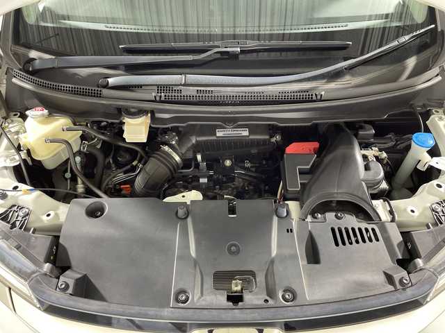 ホンダ ステップワゴン スパーダ クルスピセンシング 神奈川県 2018(平30)年 3.4万km プラチナホワイトパール 純正10型ナビ（VXV-197SWi）/純正フリップダウンモニター/バックカメラ/両側パワースライドドア/ホンダセンシング/衝突軽減ブレーキ(CMBS)/アダプティブクルーズコントロール（ACC)/車線維持支援システム/路外逸脱抑制機能/先行車発進お知らせ機能/前後ドライブレコーダー/パドルシフト/前席シートヒーター/ビルトインＥＴＣ/スマートキ/スペアキー
