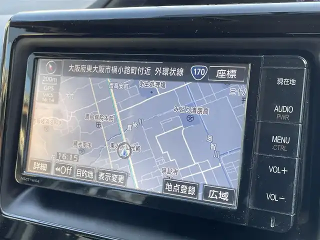 トヨタ ヴォクシー X 大阪府 2014(平26)年 8.9万km ブラック (株)IDOMが運営する【じしゃロン東大阪店】の自社ローン専用車両になりますこちらは現金またはオートローンご利用時の価格です。自社ローンご希望の方は別途その旨お申付け下さい/純正SDナビ【NSZT-W64】/フルセグテレビ/バックモニター/Bluetooth/ビルトインETC/アイドリングストップ/片側パワースライドドア/LEDライト/取扱説明書（車両・ナビ）