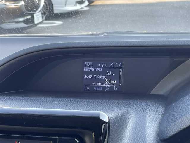 トヨタ ヴォクシー X 愛知県 2014(平26)年 8.9万km ブラック (株)IDOMが運営する【じしゃロン豊川店】の自社ローン専用車両になりますこちらは現金またはオートローンご利用時の価格です。自社ローンご希望の方は別途その旨お申付け下さい/純正SDナビ【NSZT-W64】/フルセグテレビ/バックモニター/Bluetooth/ビルトインETC/アイドリングストップ/片側パワースライドドア/LEDライト/取扱説明書（車両・ナビ）