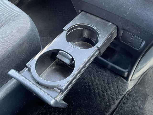 トヨタ ヴォクシー X 愛知県 2014(平26)年 8.9万km ブラック (株)IDOMが運営する【じしゃロン豊川店】の自社ローン専用車両になりますこちらは現金またはオートローンご利用時の価格です。自社ローンご希望の方は別途その旨お申付け下さい/純正SDナビ【NSZT-W64】/フルセグテレビ/バックモニター/Bluetooth/ビルトインETC/アイドリングストップ/片側パワースライドドア/LEDライト/取扱説明書（車両・ナビ）