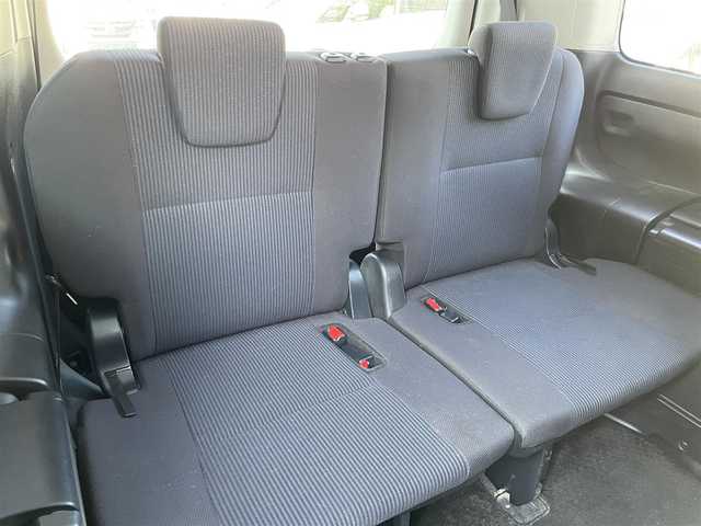 トヨタ ヴォクシー X 愛知県 2014(平26)年 8.9万km ブラック (株)IDOMが運営する【じしゃロン豊川店】の自社ローン専用車両になりますこちらは現金またはオートローンご利用時の価格です。自社ローンご希望の方は別途その旨お申付け下さい/純正SDナビ【NSZT-W64】/フルセグテレビ/バックモニター/Bluetooth/ビルトインETC/アイドリングストップ/片側パワースライドドア/LEDライト/取扱説明書（車両・ナビ）