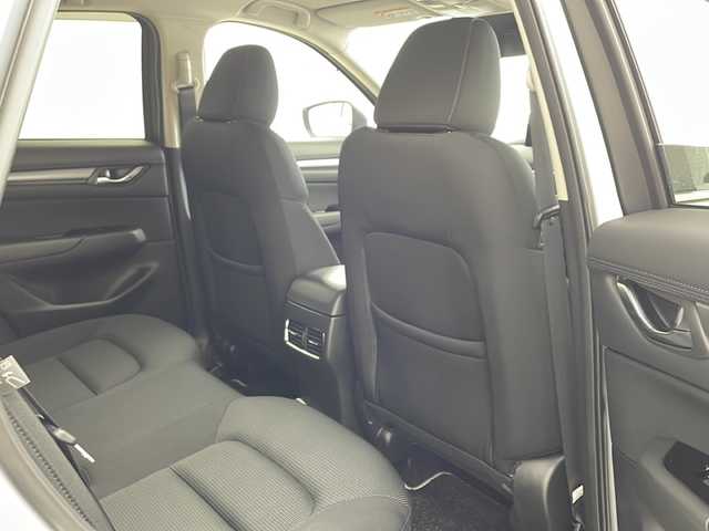 マツダ ＣＸ－５ XD プロアクティブ 兵庫県 2022(令4)年 2.5万km ソニックシルバーM ・純正ナビ/TV/Bluetooth/USB/スマートフォン連携/・全方位カメラ/・i-ACTIVSENSE（アイアクティブセンス）/・TCS（トラクションコントロールシステム）/・SBS（スマートブレーキサポート）/・SCBS（スマートシティブレーキサポート）/・HUD（ヘッドアップディスプレイ）/・BSM（ブラインドスポットモニター）/・i-stop/・ドライバーアテンションアラート/・レーダークルーズコントロール/・レーンキープアシストシステム/・コーナーセンサー/・パワーバックドア/・パワーシート（運転席）/・前席シートヒーター/・ステアリングヒーター/・パドルシフト/・純正19インチアルミホイール/・アダプティブLEDヘッドライト/・LEDライト/・ETC/・スマートキー
