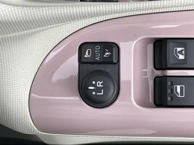 ダイハツ ムーヴ キャンバス G メイクアップ VS SAⅢ 岡山県 2021(令3)年 1.3万km パールホワイトⅢ/ブルーミングピンクメタリック 社外ストラーダ9インチナビ/フルセグ/Bluetooth/CD/DVD/MSV/CarPlay/全方位カメラ/スマートアシスト3/衝突回避・軽減ブレーキ機能/オートハイビーム/車線逸脱警報/先行車発進お知らせ機能  /両側パワースライドドア /社外14インチアルミホイール/LEDヘッドライト/シートヒーター /ETC/社外ドライブレコーダー/純正フロアマット/チルトステアリング/シートリフター/ウインカーミラー/サイドエアバック/プッシュスタート /スマートキー/新車保証書/取扱説明書/スペアキー×１