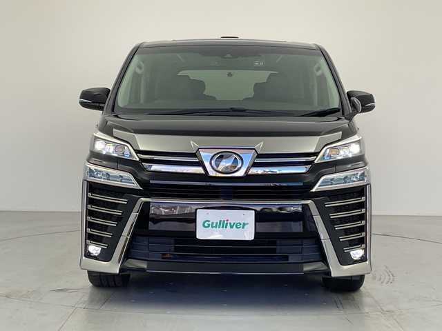 トヨタ ヴェルファイア Z Gエディション 愛知県 2019(令1)年 5.8万km ブラック 純正ナビ/・フルセグテレビ/・CD/DVD/・HDMI/・Bluetooth/バックカメラ/純正フリップダウンモニター/ビルトインETC/デジタルインナーミラー/電動ムーンルーフ/ステアリングヒーター/２列目キャプテンシート/シートベンチレーション/シートメモリー付きパワーシート/ステアリングヒーター/パワーバックドア/トヨタセーフティセンス/・プリクラッシュセーフティ/・パーキングサポートブレーキ/・ブラインドスポットモニター/・ロードサインアシスト/・アダプティブクルーズコントロール/両側パワースライドドア/純正フロアマット