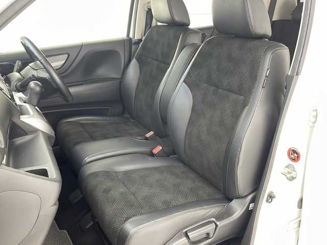 ホンダ Ｎ ＷＧＮ G スタイリッシュパッケージ 沖縄県 2015(平27)年 5.3万km プレミアムホワイトパールⅡ 純正ナビ（VXM-164VFi）/（フルセグＴＶ　ＤＶＤ　CD　SD　Ｂｌｕｅｔｏｏｔｈ）/クルーズコントロール/バックカメラ/ハーフレザーシート/シートヒーター/純正アルミホイール/オートライト/ステアリングリモコン/スマートキー/プッシュスタート/衝突軽減ブレーキ