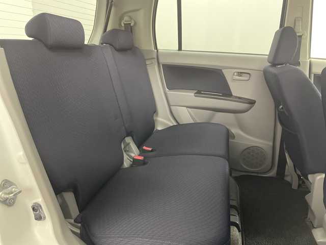 スズキ ワゴンＲ FX 岩手県 2012(平24)年 3.3万km パールホワイト ・4WD/・純正オーディオ/ETC/・シートヒーター/リモコンキー/・ヘッドライトレベライザー/・HIDライト/ドアバイザー/・電動格納ミラー/純正フロアマット/・積込夏タイヤ社外AWセット