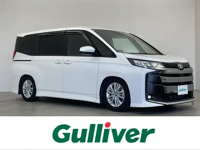 トヨタ ノア S－G 埼玉県 2023(令5)年 1.9万km ホワイトパールクリスタルシャイン Toyota Safety Sense/　・プリクラッシュセーフティ/　・レーントレーシングアシスト/　・レーダークルーズコントロール/　・オートマチックハイビーム/純正10.5インチディスプレイオーディオ/DTV/CD/DVD/BT/USB/AppleCarplay/AndroidAuto/両側パワースライドドア/バックカメラ/14型フリップダウンモニター/前席シートヒーター/オートブレーキホールド/ダブルオートエアコン/シートバックテーブル/ロールサンシェード/エンジンスタートボタン/スマートキー/スペアキー/純正LEDヘッドライト/オートライト/純正アルミホイール
