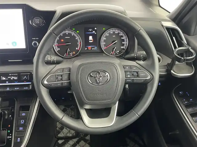 トヨタ ノア S－G 埼玉県 2023(令5)年 1.9万km ホワイトパールクリスタルシャイン Toyota Safety Sense/　・プリクラッシュセーフティ/　・レーントレーシングアシスト/　・レーダークルーズコントロール/　・オートマチックハイビーム/純正10.5インチディスプレイオーディオ/DTV/CD/DVD/BT/USB/AppleCarplay/AndroidAuto/両側パワースライドドア/バックカメラ/14型フリップダウンモニター/前席シートヒーター/オートブレーキホールド/ダブルオートエアコン/シートバックテーブル/ロールサンシェード/エンジンスタートボタン/スマートキー/スペアキー/純正LEDヘッドライト/オートライト/純正アルミホイール