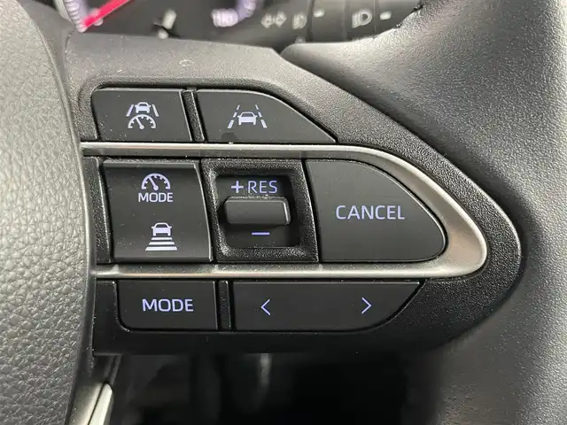 トヨタ ノア S－G 埼玉県 2023(令5)年 1.9万km ホワイトパールクリスタルシャイン Toyota Safety Sense/　・プリクラッシュセーフティ/　・レーントレーシングアシスト/　・レーダークルーズコントロール/　・オートマチックハイビーム/純正10.5インチディスプレイオーディオ/DTV/CD/DVD/BT/USB/AppleCarplay/AndroidAuto/両側パワースライドドア/バックカメラ/14型フリップダウンモニター/前席シートヒーター/オートブレーキホールド/ダブルオートエアコン/シートバックテーブル/ロールサンシェード/エンジンスタートボタン/スマートキー/スペアキー/純正LEDヘッドライト/オートライト/純正アルミホイール