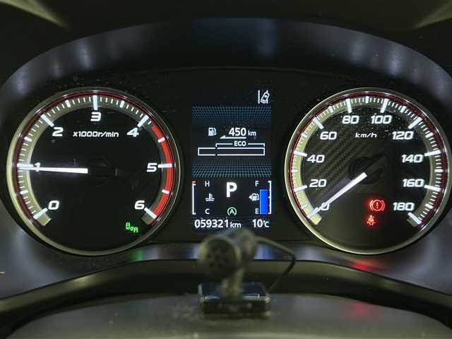 三菱 デリカＤ：５ ジャスパー 宮城県 2023(令5)年 6万km ホワイトダイヤモントド/グラファイトグレーメタリック 禁煙車/ワンオーナー/サイドオートステップ/マルチビューモニター/ALPINE製フリップダウンモニター/BIGX11インチナビ/・CD.DVD.SD.BT.USB/フルセグTV/三菱e-Assist/・衝突軽減ブレーキ/・車線逸脱警報/・アダプティブクルーズコントロール/・オートハイビームアシスト/・ブラインドスポットモニター/両側パワースライドドア/パワーバックドア/ハーフレザーシート/・D席パワーシート/・前席シートヒーター/電動パーキングブレーキ/オートホールド機能/LEDヘッドライト/LEDフォグランプ/パドルシフト/ビルトインETC/ステアリングヒーター/ステアリングスイッチ/プッシュスタート/スマートキー/純正18インチアルミホイール/純正フロアマット