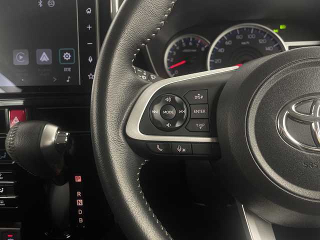 トヨタ ルーミー カスタムG－T 埼玉県 2022(令4)年 2.5万km パールホワイトⅢ 純正ディスプレイオーディオ（applecarplay・フルセグTV）/バックカメラ/ビルトインETC2.0/前後ドライブレコーダー/両側電動スライドドア/衝突被害軽減ブレーキ/レーダークルーズコントロール/レーンキープアシスト/前席シートヒーター/純正アルミホイール/前後コーナーセンサー/エンジンスターター/純正フロアマット/純正ドアバイザー/横滑り防止装置/盗難防止装置/LEDヘッドライト