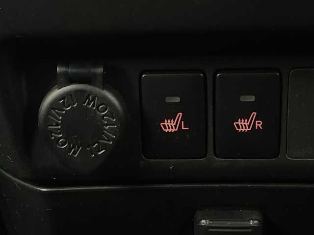 トヨタ ルーミー カスタムG－T 埼玉県 2022(令4)年 2.5万km パールホワイトⅢ 純正ディスプレイオーディオ（applecarplay・フルセグTV）/バックカメラ/ビルトインETC2.0/前後ドライブレコーダー/両側電動スライドドア/衝突被害軽減ブレーキ/レーダークルーズコントロール/レーンキープアシスト/前席シートヒーター/純正アルミホイール/前後コーナーセンサー/エンジンスターター/純正フロアマット/純正ドアバイザー/横滑り防止装置/盗難防止装置/LEDヘッドライト