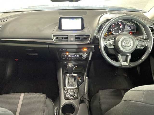 マツダ アクセラ スポーツ 15XD プロアクティブ 広島県 2016(平28)年 4.2万km マシーングレープレミアムM 純正ナビ/シートヒーター/パワーシート/ブラインドスポットモニター/レーダークルーズコントロール/ヘッドアップディスプレイ/ステアリングヒーター/オートマチックハイビーム/パドルシフト/ＥＴＣ/ＬＥＤヘッドライト/純正18インチアルミホイール(215/45/R18)/エアバッグ(運転席/助手席/サイド/カーテン)